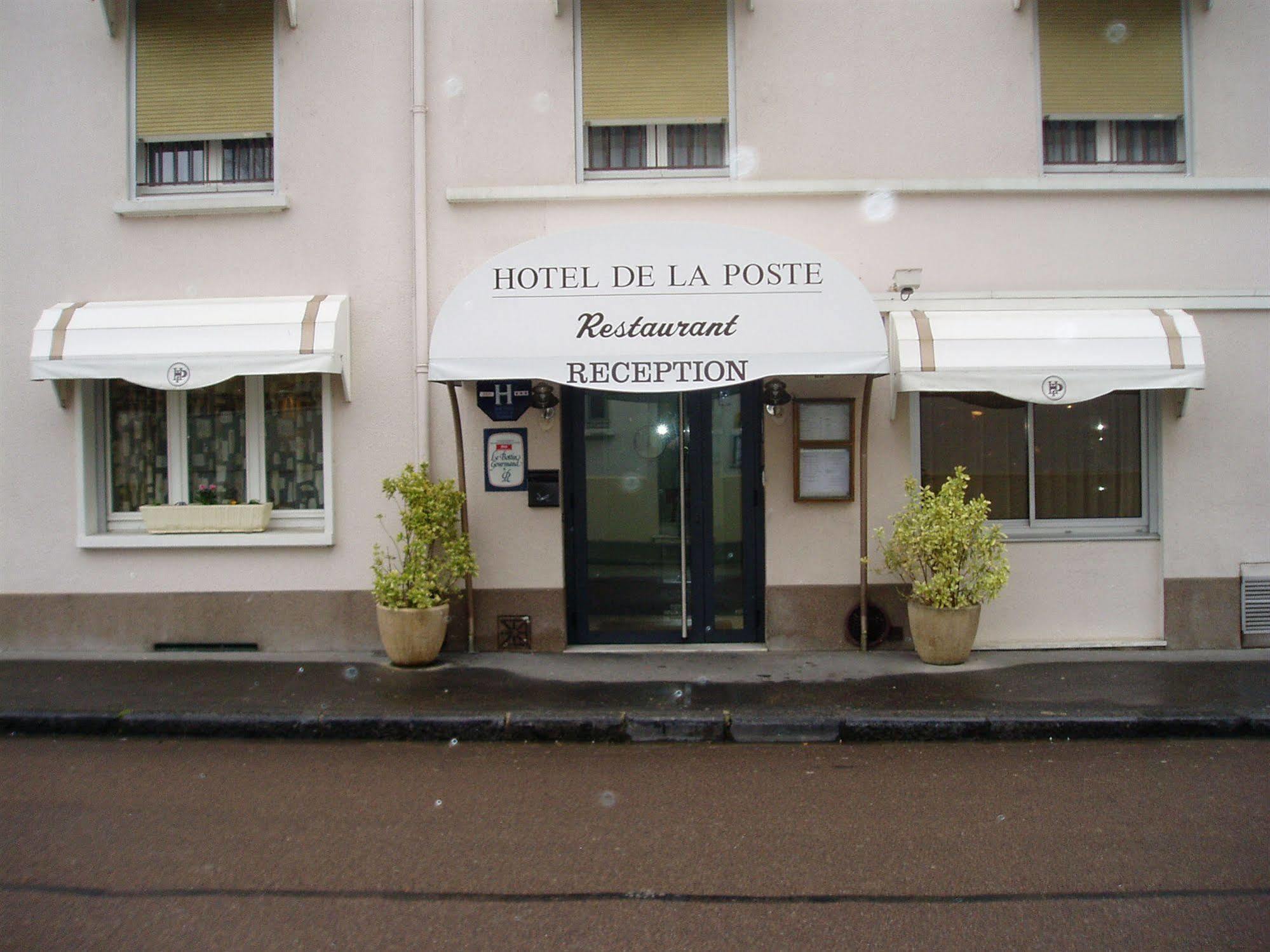 La Poste Hotell Vitry-le-François Exteriör bild